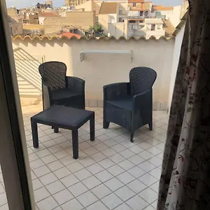 https://mansarda-mentana.catania-hotels.net