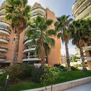 https://galo-luxury-house.it-romehotels.com